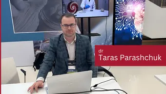 Dr Taras Parashchuk z Katedry Chemii Nieorganicznej